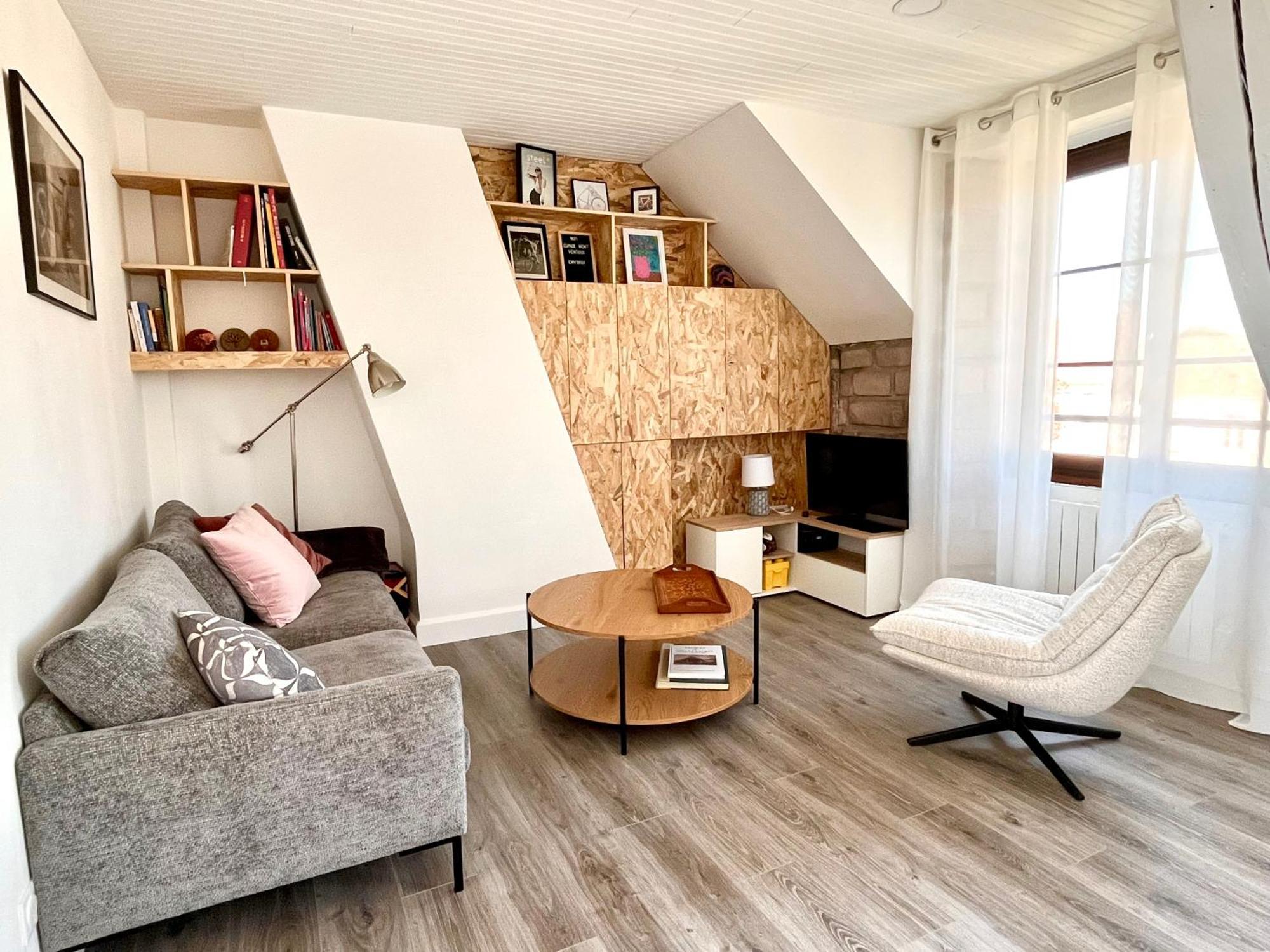 Appartement En Plein Centre Ville Milly-la-Foret Exterior photo